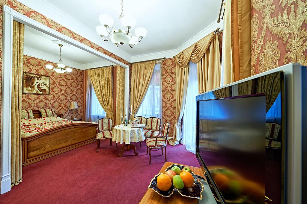 Hotel Baryshkoff Sankt Petersburg Zimmer foto